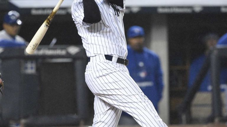 New York Yankees second baseman Stephen Drew strikes out seining against the Toronto Blue Jays in sixth inning a baseball game at Yankee Stadium on Thursday, April 9, 2015.