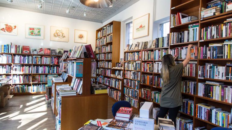 City Living: Chelsea 34 192 books in Manhattan's Chelsea neighborhood on March 29 ,2015.