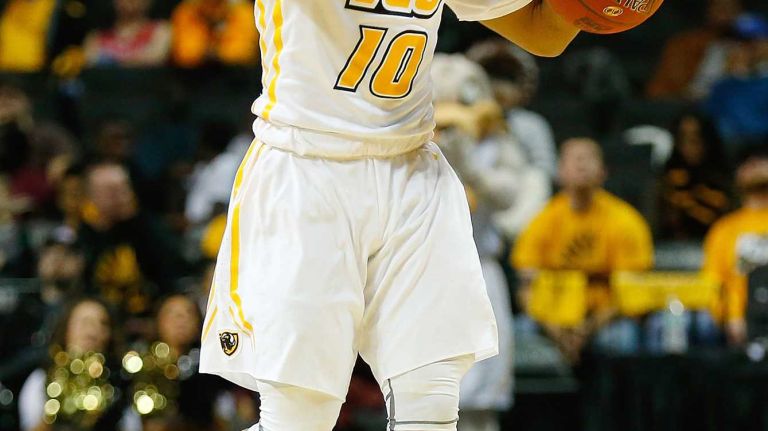 NEW YORK, NY - MARCH 12: Jonathan Williams #10 of the Virginia Commonwealth Rams dribbles the ball against the Fordham Rams during the Second Round of the Atlantic 10 Basketball Tournament at Barclays Center on March 12, 2015 in the Brooklyn borough of New York City. (Photo by Mike Stobe/Getty Images)