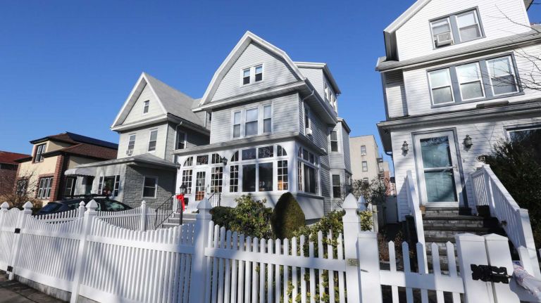 City Living: Kensington 33 Houses along Albemarle street between E. 2nd and E. 3rd in Kensington, Wednesday, Dec., 17, 2014.