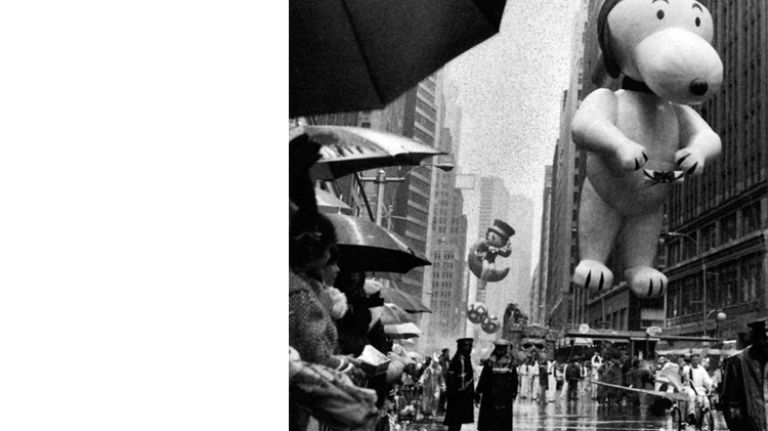 Macy's Thanksgiving Day Parade through the years 15 Betty Boop follows behind Snoopy in the 1985 Macy's Thanksgiving Day Parade.