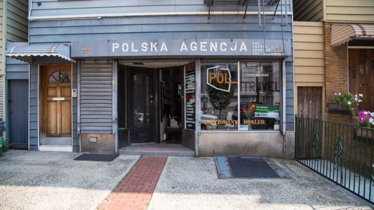 Polska Agencja in Greenpoint.