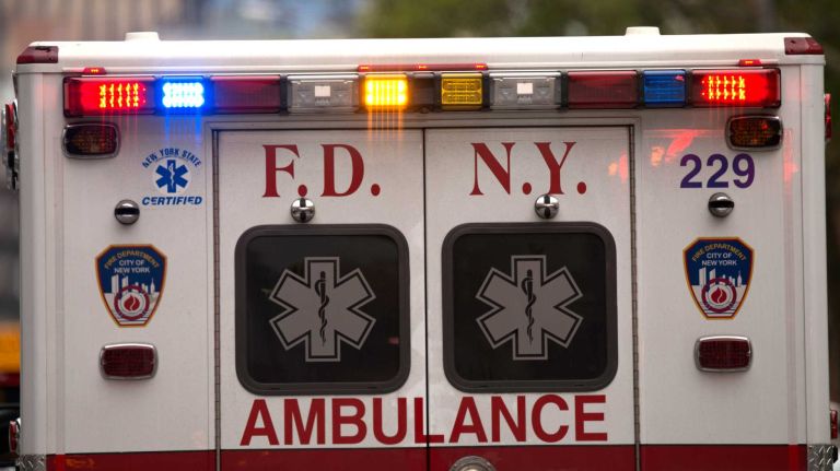 Man kills ex-girlfriend by setting fire in Bronx apartment, source says 1 A man killed his ex-girlfriend by setting her on fire in the Bronx on Saturday, a law enforcement source said.