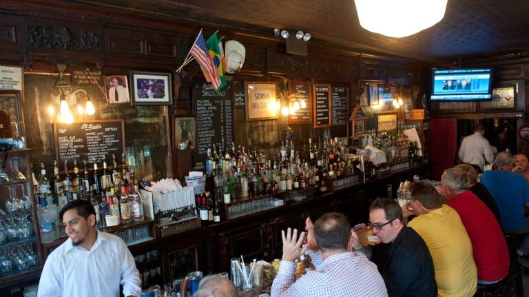 A trip to Midtown East isn’t complete without stepping foot in the original acclaimed P.J. Clarke’s bar (915 Third Ave). This is the location where in 1884 Patrick Clarke opened his saloon that has since branched off around the country and Sao Paulo, Brazil.