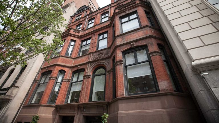 Park Avenue homes on the Upper East Side. 
