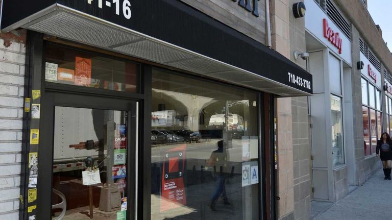 Salt and Fat Restaurant is located at 41-16 Queens Boulevard.