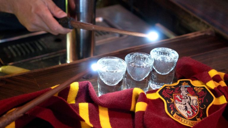 ‘Harry Potter’ inspires most popular drink on the menu at Barcelona Bar in Hell’s Kitchen 3 Glowing magic wands are waved over three