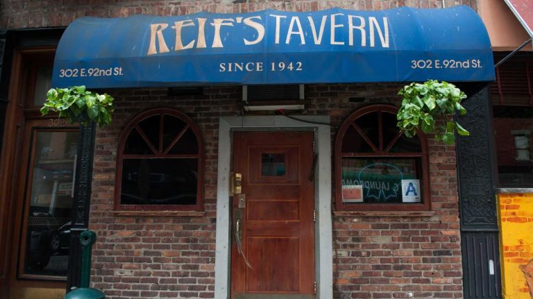Upper East Side 20 Reif's Tavern is a popular local hangout.