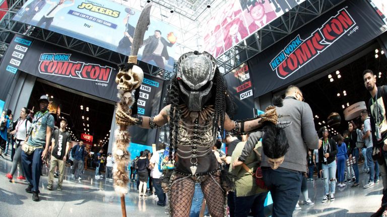 New York Comic Con taking over Javits Center this weekend 1 Billed as the largest pop-culture convention on the East Coast, New York Comic Con is a three-day super-fest featuring dozens of artists and writers, as well as celebrities who have brought comic and sci-fi characters to life on screen.