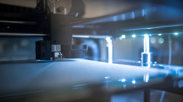 New York City’s 3-D printing scene is the biggest in the world, according to a report 1 The 3-D printing scene in New York City is the largest in the world, according to a new report by the Startup Genome and the Global Entrepreneurship Network.