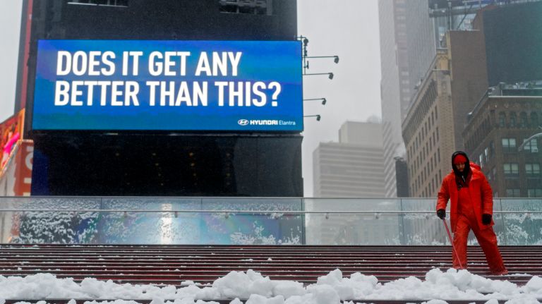 Snow in NYC: Photos from winter 2016-2017 45 Snow is cleared from the TKTS steps in Times Square during a storm that blanketed Manhattan with snow and sleet Tuesday, March 14, 2017.