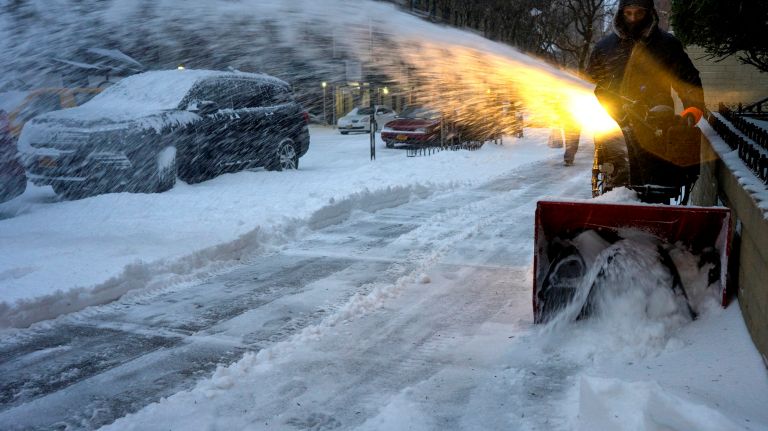 Snow in NYC: Photos from winter 2016-2017 47 Snow is cleared on West 95th Street during the snowstorm on Manhattan's Upper West Side on Tuesday, March 14, 2017.