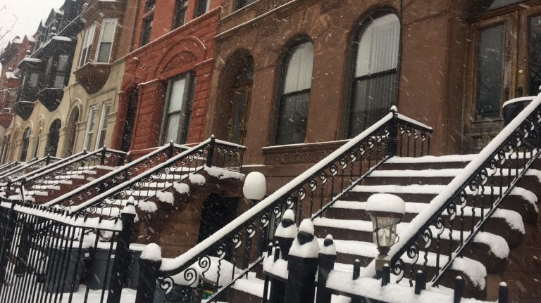 Snow in NYC: Photos from winter 2016-2017 66 Snowfall in Bed-Stuy, Brooklyn, on Jan. 7, 2017.