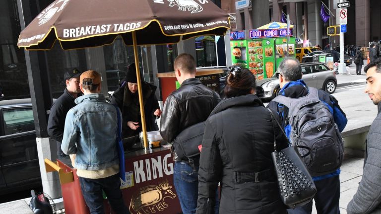 King David Tacos sells Austin-style breakfast tacos from its FiDi cart.