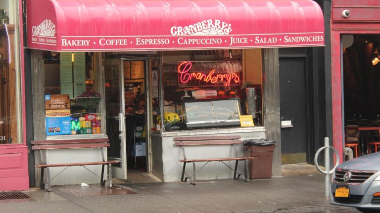 Brooklyn Heights: What to do and where to eat in Truman Capote's neighborhood 12 When you walk into Cranberry's, you'll swear you stepped into a quiet corner bakery on the Upper West Side. Grab breakfast before you set out on your tour of the Heights: Order one of their house-made muffins or scones, or go for the classic egg white sandwich for $3 bucks on your choice of 7 grain, whole wheat, rye, or pumpernickel bread or bagel. If you don't make it until later in the day, try the fan favorite curry chicken sandwich or