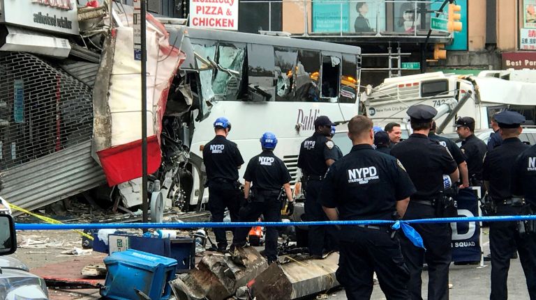 MTA, Dahlia bus accident in Flushing, Queens: See photos 4 A Dahlia charter bus struck an MTA bus and then slammed into a building in Flushing on Monday, Sept. 18, 2017.