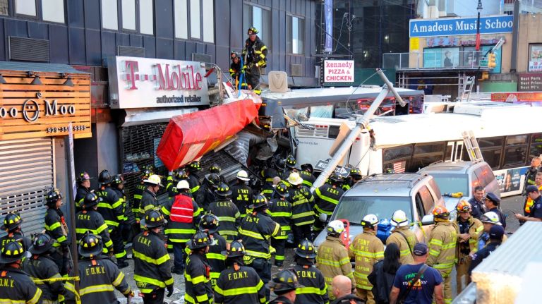 MTA, Dahlia bus accident in Flushing, Queens: See photos 5 Firefighters respond to the scene of a crash involving an MTA bus and a Dahlia tour bus in Flushing on Monday, Sept. 18, 2017.