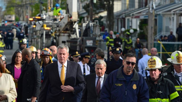 Mayor Bill de Blasio, FDNY Commissioner Daniel Nigro, New York City Public Advocate Letitia James and Assemb. David Weprin (D-Hollis) at the scene of the fatal house fire in Queens Village on Sunday, April 23, 2017.