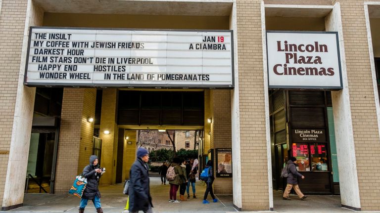 Lights come on after Lincoln Plaza’s long run 1 Lincoln Plaza Cinemas on Broadway, Thursday, Jan. 18, 2018.