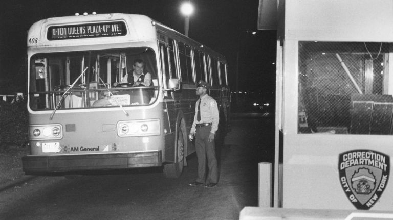 Old NYC bus photos: Take a drive down the streets of NYC history 25 A Steinway bus at Rikers Island prison on Oct. 13, 1981.