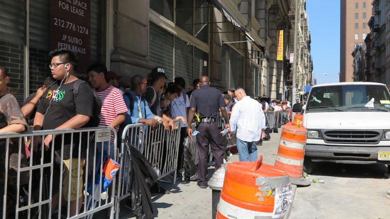 Kanye West's 'Pablo' pop-up brings the lines to downtown Manhattan 8 The line on Walker Street may have been a long one, but at least there was a chance to beat the heat.