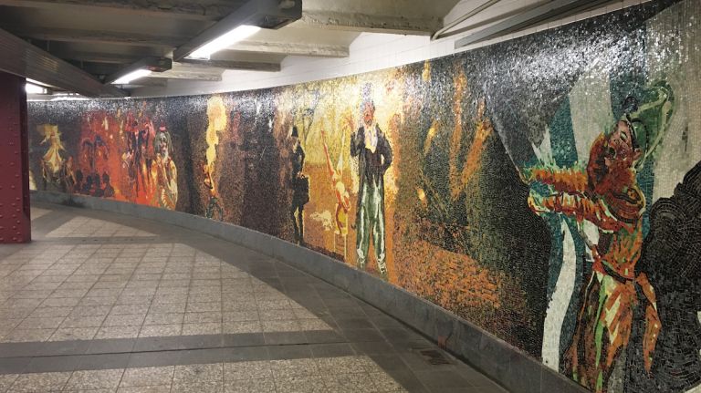 Some liken the bustle of Penn Station to a circus, so it may be of no surprise that the murals inside the 34th Street-Penn Station stop for the downtown A, C and E draw on that inspiration. Artist Eric Fischl's 