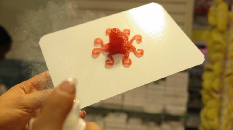 3-D printing candy machine debuts at Dylan's Candy Bar 17 Because of course you're going to want edible glitter all over your candy!