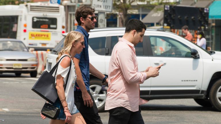 12 things that never fail to annoy fast walkers in NYC 13 You have no idea how slow you're walking with your head buried in your phone...