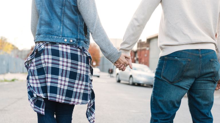 12 things that never fail to annoy fast walkers in NYC 15 We've got places to be, people. Save gazing into each other's eyes for Central Park and let us pass.