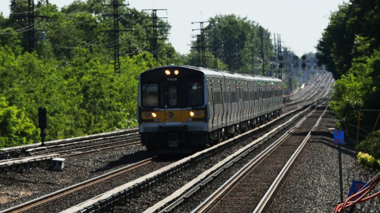 LIRR's third track expansion contract advances to full MTA Board 1 The LIRR's third track would run between Floral Park and Hicksville. An LIRR train is seen coming into the Floral Park station on June 14, 2016.