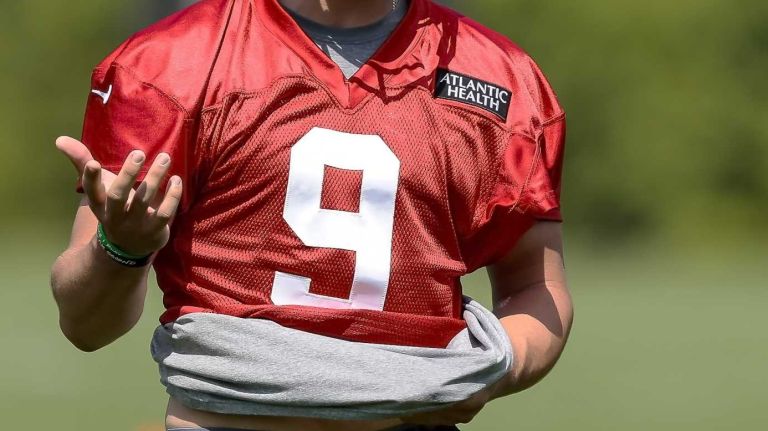 Jets quarterback Bryce Petty talks with a receiver during the Jets' OTAs on Wednesday, June 1, 2016 in Florham Park, N.J.