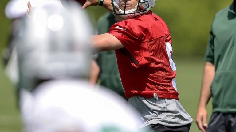 Jets quarterback Bryce Petty attempts a pass during the Jets' OTAs on Wednesday, June 1, 2016 in Florham Park, N.J.