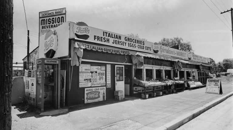 Giordano's Market located at Hylan Boulevard and Cromwell Avenue on Staten Island on June 5, 1964.