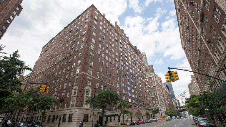 A neighborhood group in Sutton Place is pushing a new zoning proposal that could imperil a planned residential tower.