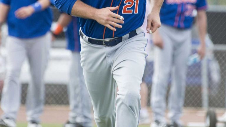 New York Mets infielder Lucas Duda does running drills on Monday, Feb. 29, 2016 during a spring training workout in Port St. Lucie, Fla.