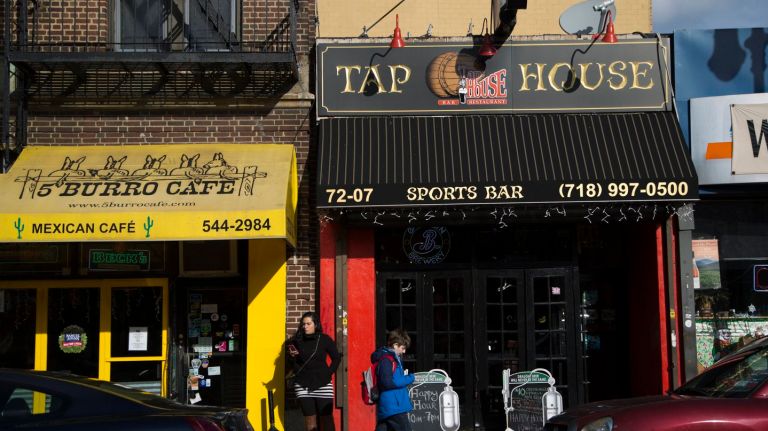 Exterior of Five Burro Cafe and Tap House on Austin Street, on Dec. 28, 2015. 