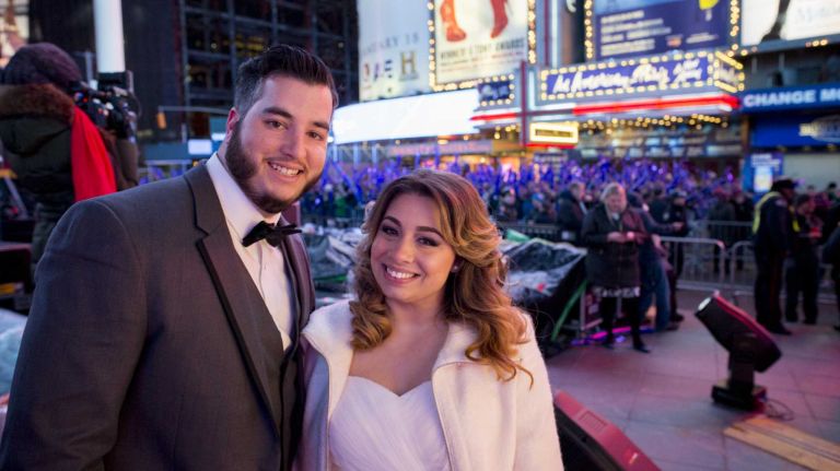 New Year's Eve in NYC 2015 to 2016: Pictures of the ball drop in Times Square and more 25 Alfredo and Monica, the first couple to be married on New Year's Day in Manhattan, after their public marriage ceremony in Times Square, on Jan. 1, 2016.
