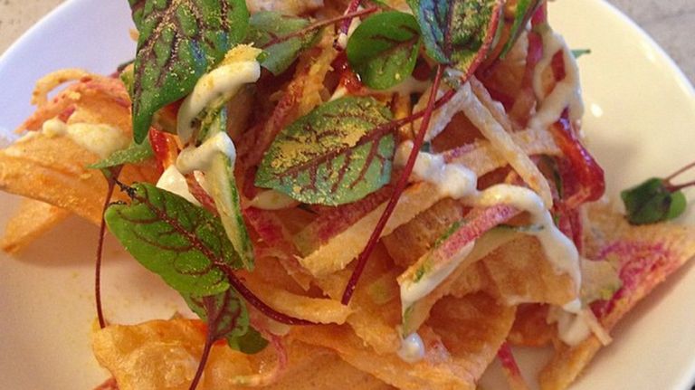 Have you been to El Rey, the oasis of chill vibes on the Lower East Side that feels nothing like New York and yet everything like New York (circa now)? This coffee shop cum restaurant is a place to nosh on 