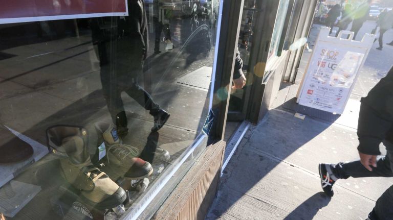 Vamps Shoe Store at 3898 Broadway in Washington Heights, Wednesday, Jan. 6, 2016.