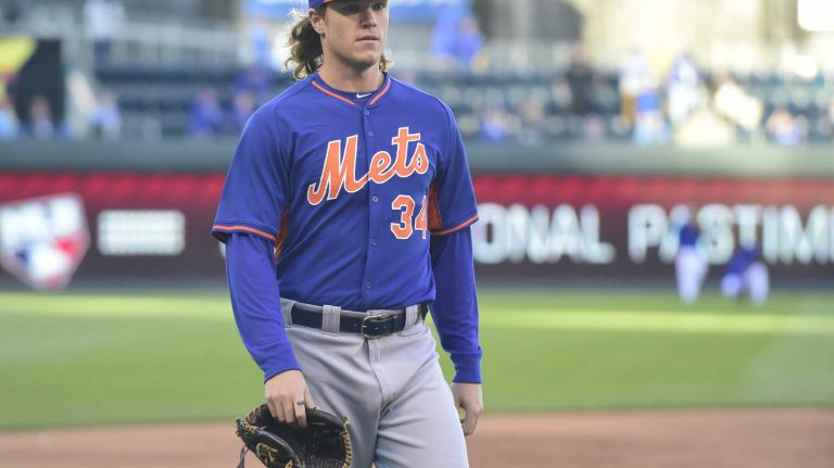 World Series Game 2: Mets vs. Royals 86 New York Mets starting pitcher Noah Syndergaard (34) during warmups before Game 2 of the World Series against the Kansas City Royals at Kauffman Stadium on Wednesday, Oct. 28, 2015.