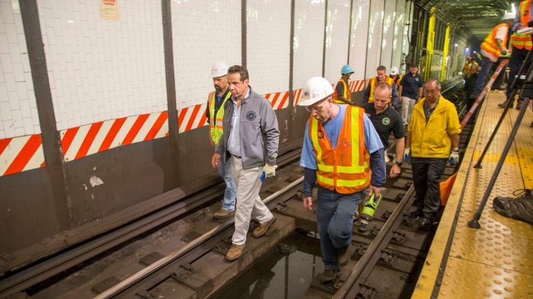 Fine for littering in subway stations to double, Cuomo says 1 Gov. Andrew Cuomo will double the fine for littering in sunway stations, he said during a tour at the Union Square station on Wednesday, Sept. 5, 2017.