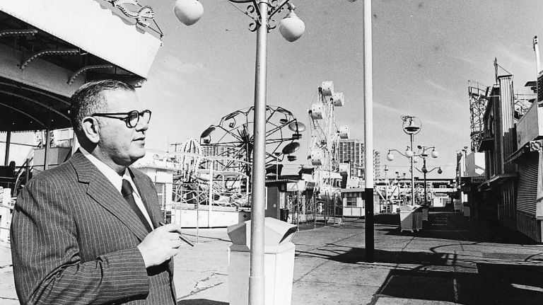 Richard Geist takes in the view of his Rockaways' Playland on July 29, 1977.