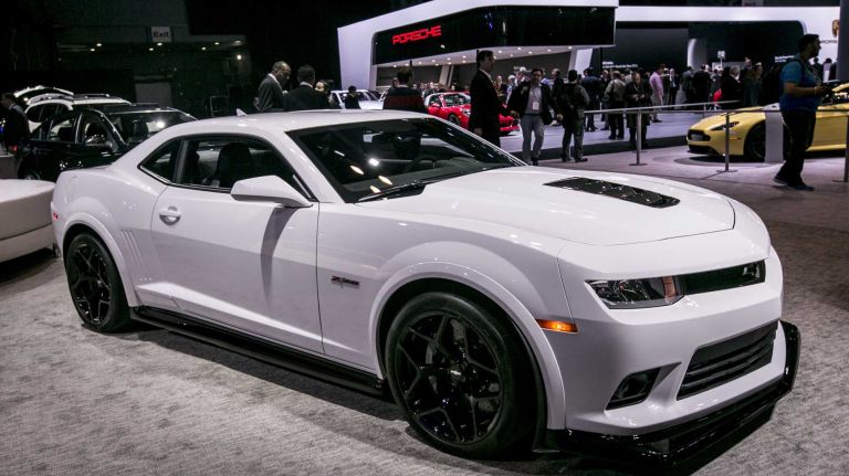 Not to be outdone by the Corvette, the Chevrolet Camaro Z/28 comes with a 7.0L naturally aspirated V-8 engine that has 505 hp. The price starts at $72,305.