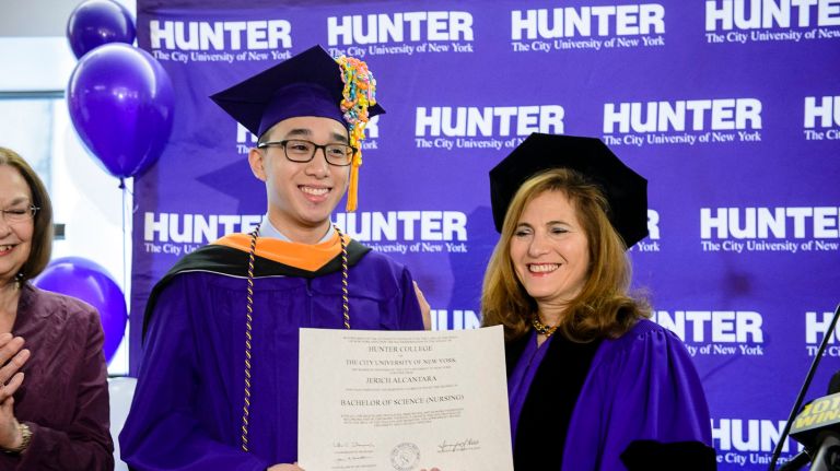 Hunter College student stuck on subway during graduation finally gets diploma 1 After missing his graduation because of a stalled E train, Jerich Alcantara gets his diploma from Hunter College President Jennifer Raab during a ceremony in the Kaye Playhouse at Hunter College on Thursday, June 8, 2017.