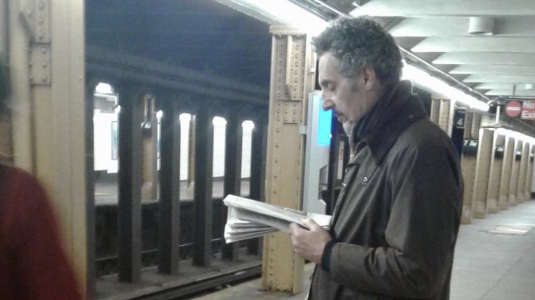 Celebrities riding the subway in New York City 7 On a Tuesday afternoon, you won't find actor John Turturro traveling between boroughs via limousine or horse-drawn carriage. You'll find him riding the B train, absorbed in a copy of the New York Times. We spotted Turturro waiting for the train on April 25, 2017.
