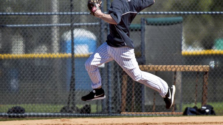 Yankees shortstop Brendan Ryan works out on the morning of Tuesday, Feb. 18, 2014.