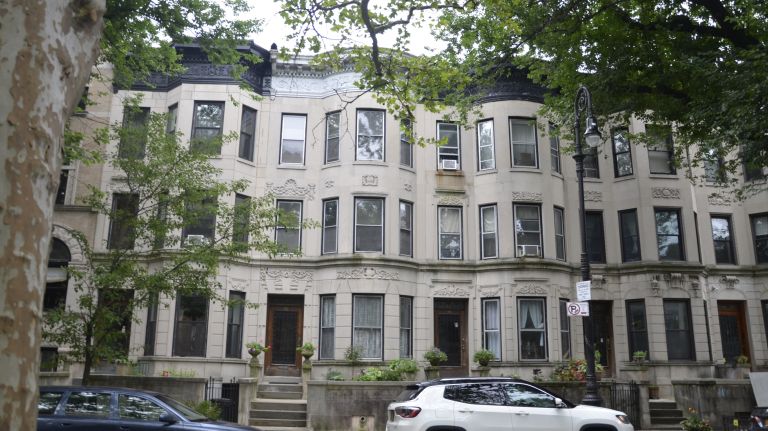 Prospect Lefferts Gardens: What to do in the rapidly changing parkside neighborhood 18 Homes in Prospect Lefferts Gardens.