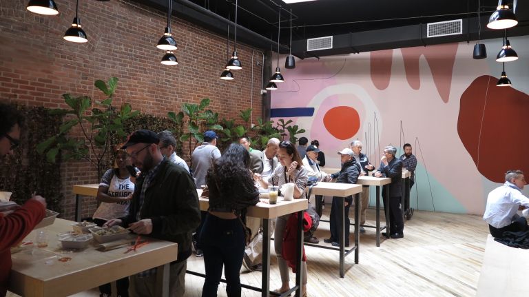 Canal Street Food Hall opens with Davey's Ice Cream, Ippudo and more 12 Before you explore Canal Street Market -- food is not allowed near the retail vendors -- take a seat, or stand around the communal tables in the back of the food hall to chow down.