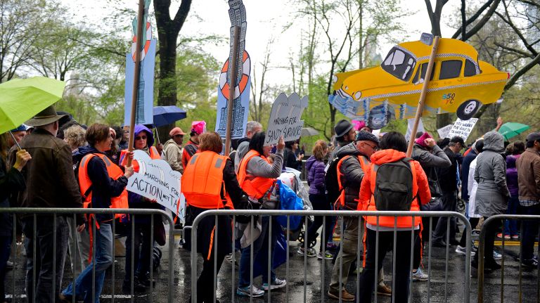 March for Science in NYC: Photos of the Earth Day rally against Trump 17 It rained on participants in the March for Science on Central Park West in Manhattan on Saturday, April 22, 2017.