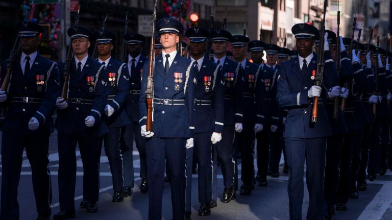 Members of the Air Force of Joint Base Anacostia-Bolling of Washington, D.C., march up Fifth Avenue during the Veterans Day Parade on Friday, Nov. 11, 2016.